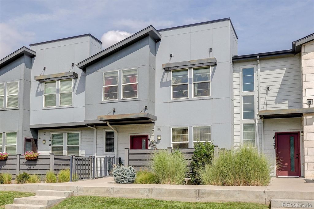16121 Bolling Drive, Denver, CO 80239