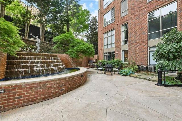 2626 Peachtree Road NW 606, Atlanta, GA 30305