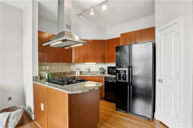 2626 Peachtree Road NW 606, Atlanta, GA 30305