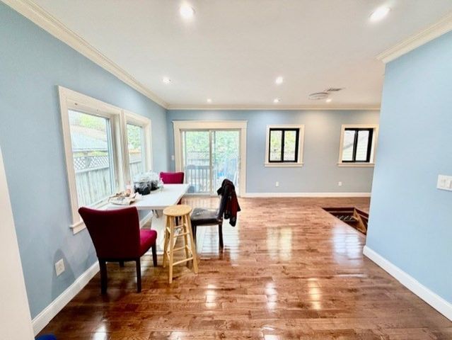 64 Robertson 64, Quincy, MA 02169