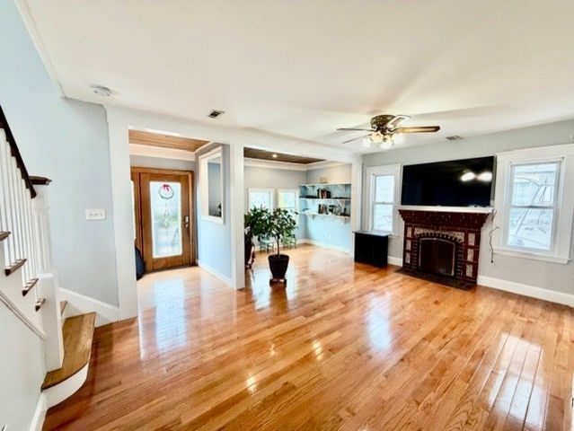 64 Robertson 64, Quincy, MA 02169