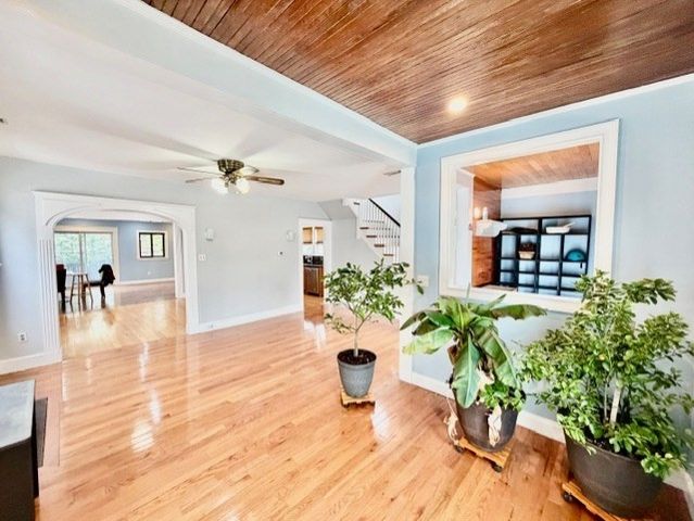 64 Robertson 64, Quincy, MA 02169