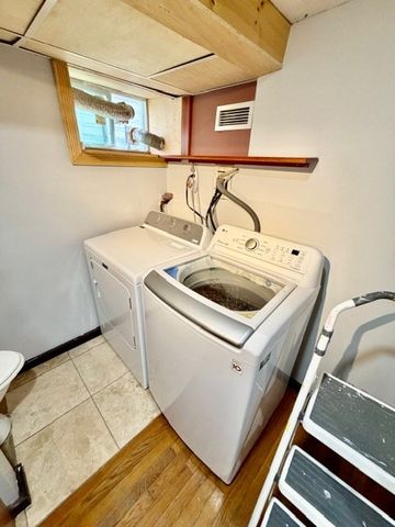 64 Robertson 64, Quincy, MA 02169
