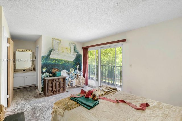 8133 Lagos De Campo Boulevard J1, Tamarac, FL 33321