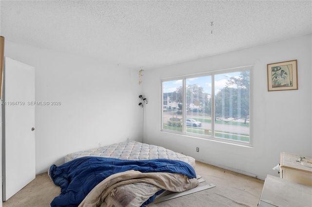 8133 Lagos De Campo Boulevard J1, Tamarac, FL 33321