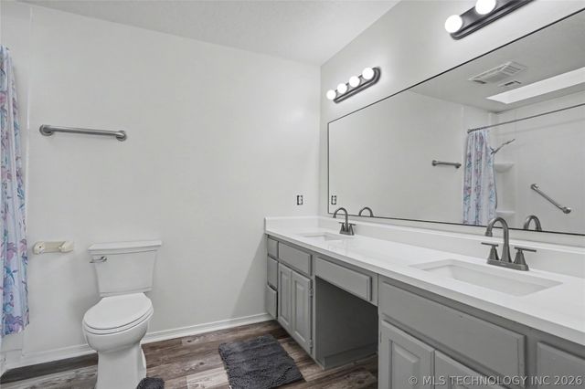 5117 S Spruce Drive, Sand Springs, OK 74063