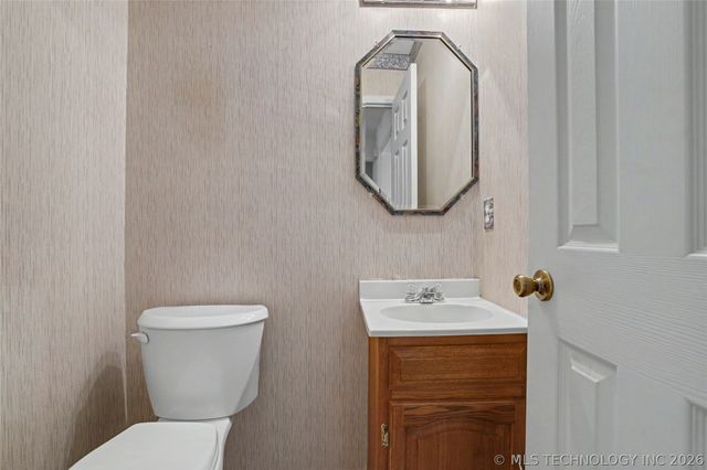 5117 S Spruce Drive, Sand Springs, OK 74063