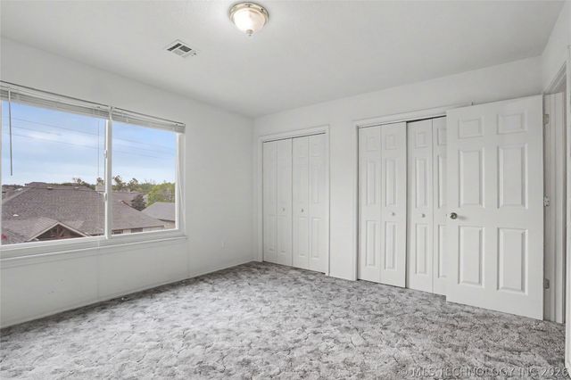 5117 S Spruce Drive, Sand Springs, OK 74063