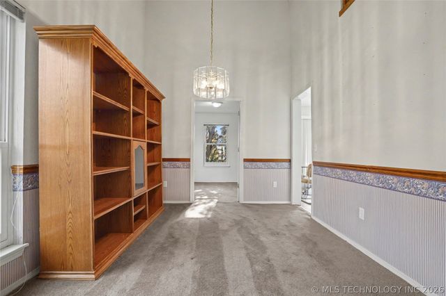 5117 S Spruce Drive, Sand Springs, OK 74063