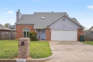 5117 S Spruce Drive, Sand Springs, OK 74063