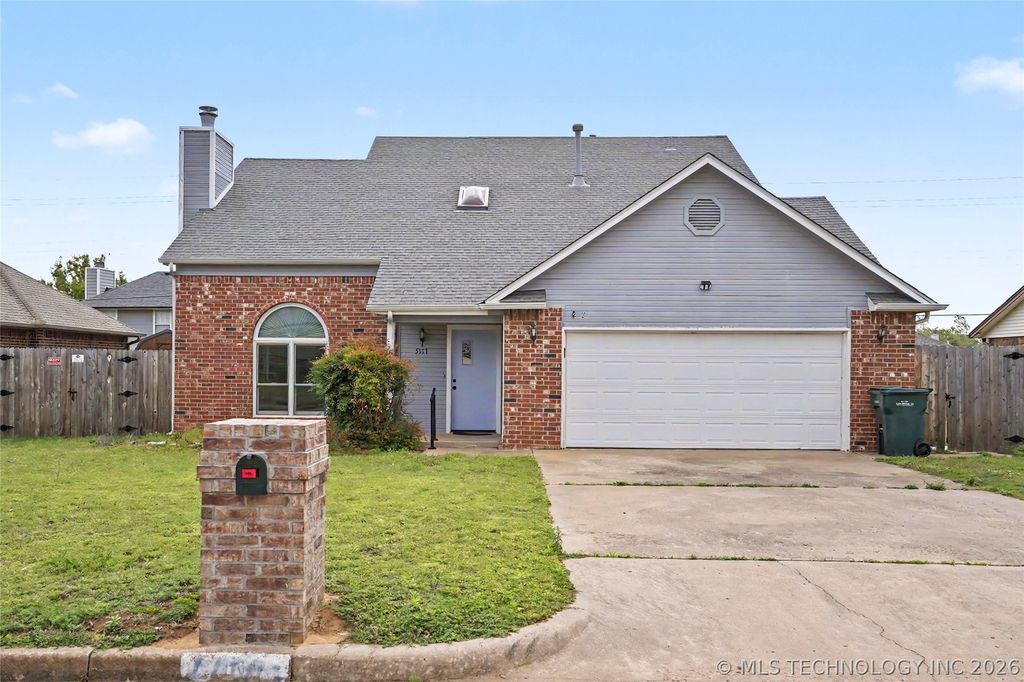 5117 S Spruce Drive, Sand Springs, OK 74063