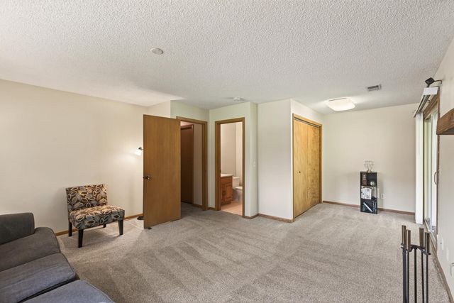 4604 Rosewood Lane N, Plymouth, MN 55442