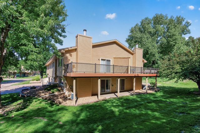 4604 Rosewood Lane N, Plymouth, MN 55442