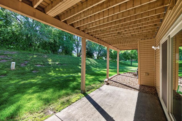 4604 Rosewood Lane N, Plymouth, MN 55442