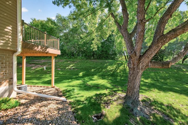 4604 Rosewood Lane N, Plymouth, MN 55442