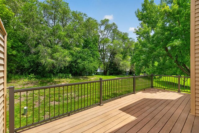 4604 Rosewood Lane N, Plymouth, MN 55442