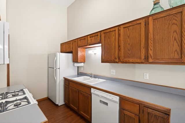 4604 Rosewood Lane N, Plymouth, MN 55442