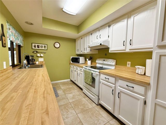 7120 COGNAC DRIVE 1, New Port Richey, FL 34653