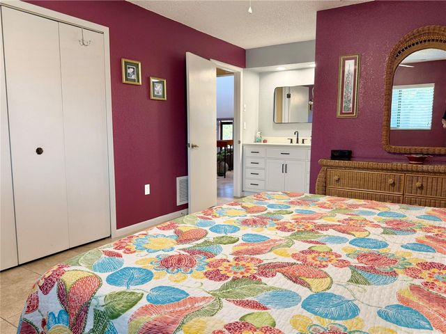 7120 COGNAC DRIVE 1, New Port Richey, FL 34653