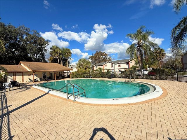 7120 COGNAC DRIVE 1, New Port Richey, FL 34653