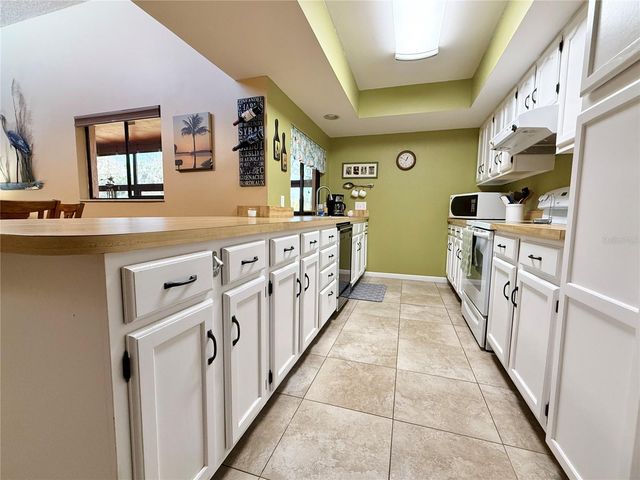 7120 COGNAC DRIVE 1, New Port Richey, FL 34653