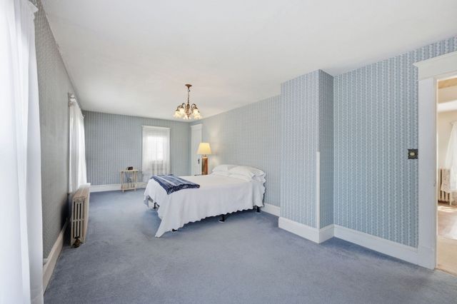 35 Rimmon Ave, Springfield, MA 01107