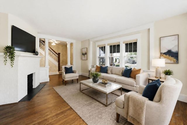 35 Rimmon Ave, Springfield, MA 01107