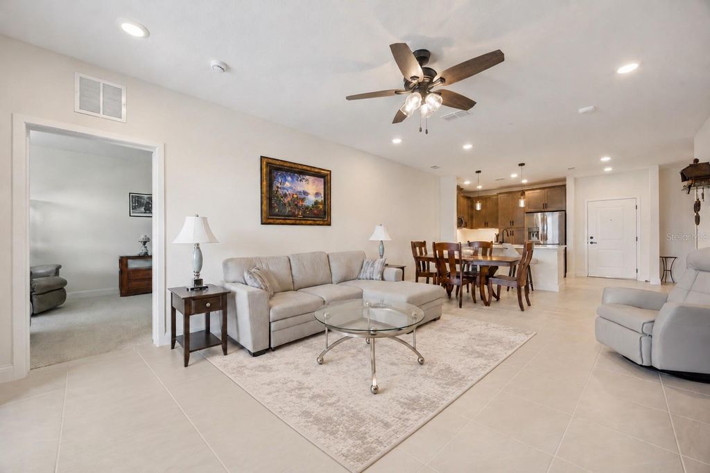 Image 24 of property listing at 7545 LAUREATE BOULEVARD 7201, Orlando, FL 32827