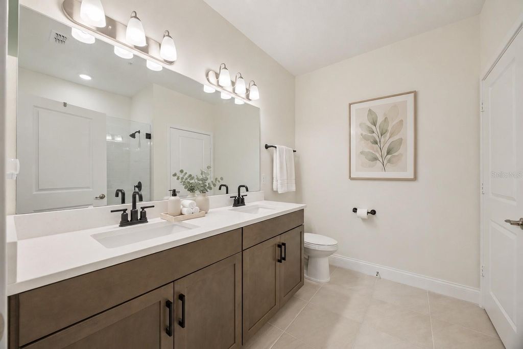 Image 27 of property listing at 7545 LAUREATE BOULEVARD 7201, Orlando, FL 32827