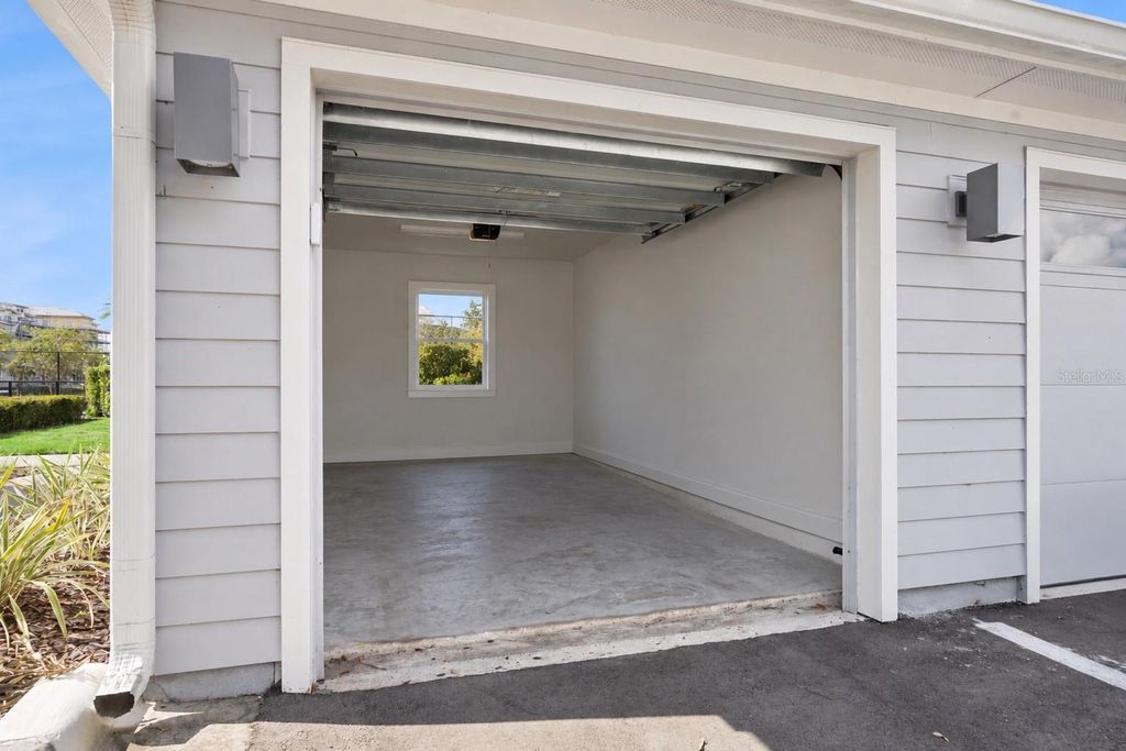 Image 4 of property listing at 7545 LAUREATE BOULEVARD 7201, Orlando, FL 32827