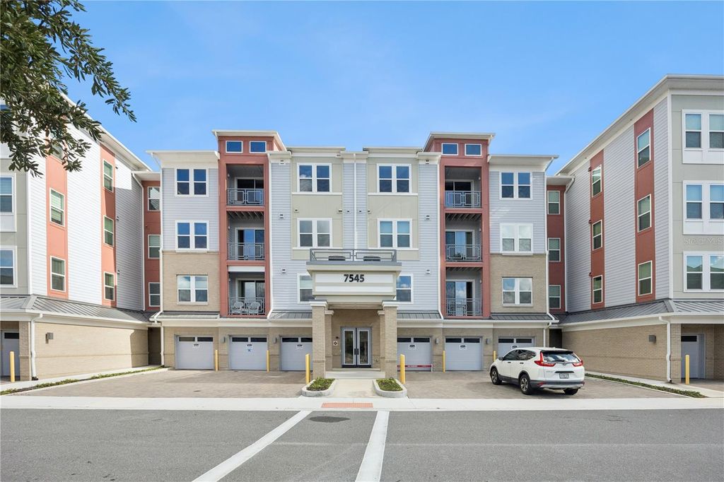 Image 39 of property listing at 7545 LAUREATE BOULEVARD 7201, Orlando, FL 32827