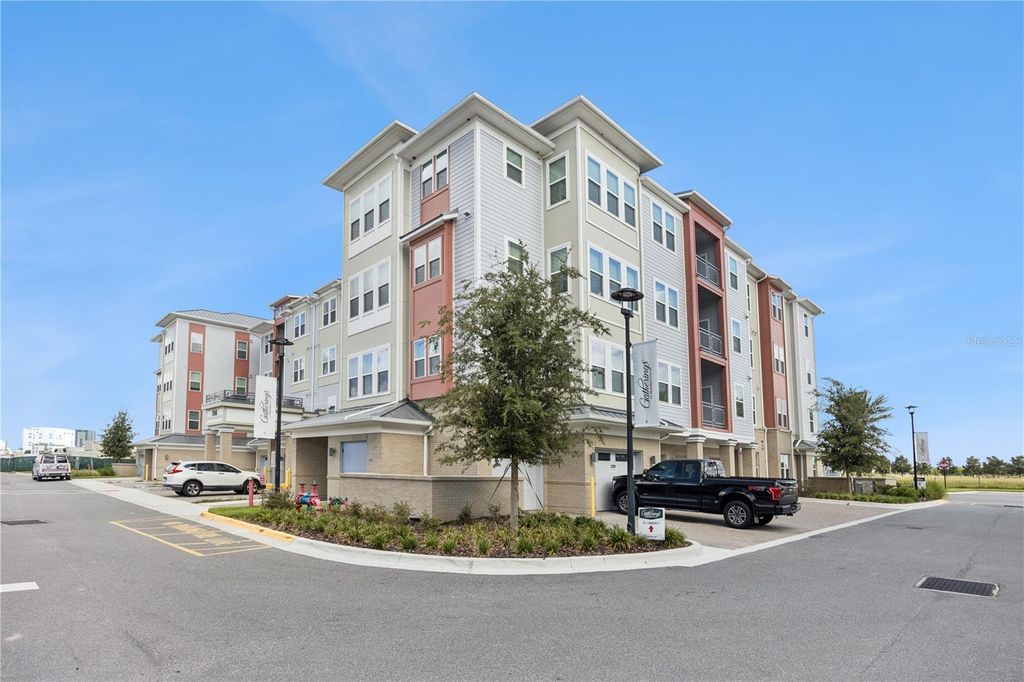 Image 57 of property listing at 7545 LAUREATE BOULEVARD 7201, Orlando, FL 32827