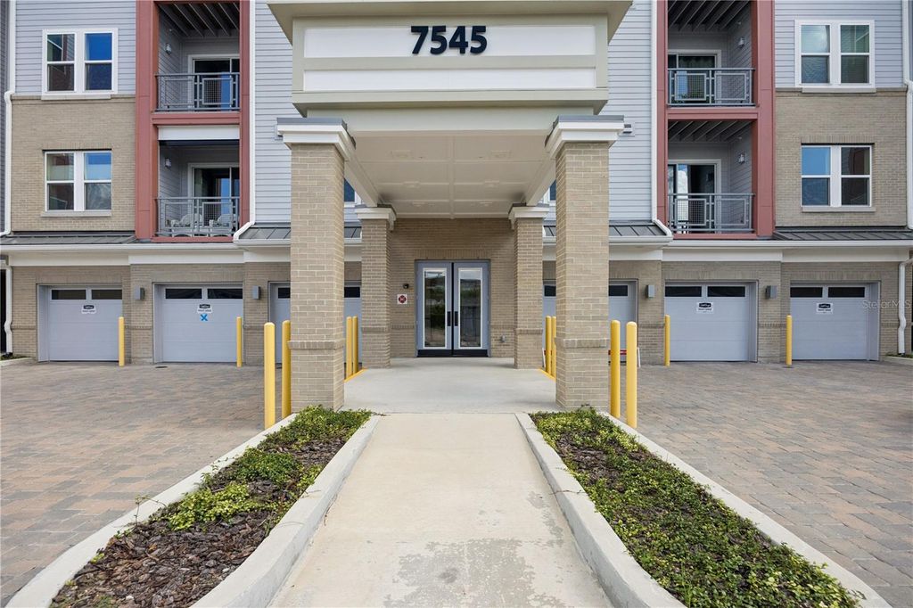 Image 9 of property listing at 7545 LAUREATE BOULEVARD 7201, Orlando, FL 32827