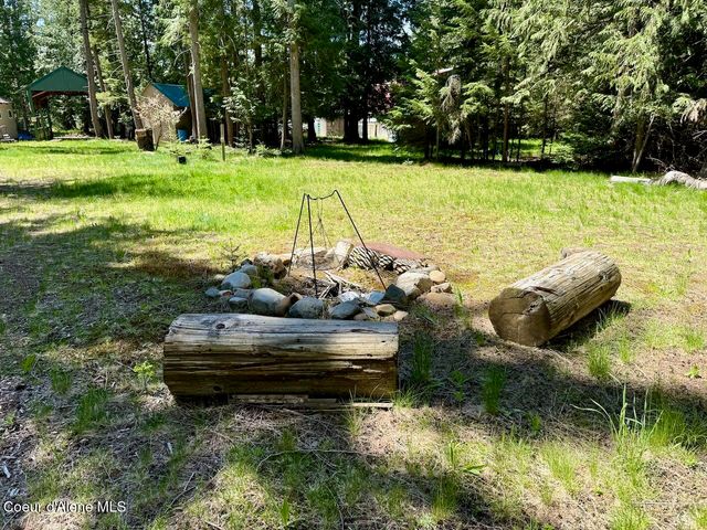 8213 Rapid Lightning RD, Sandpoint, ID 83864