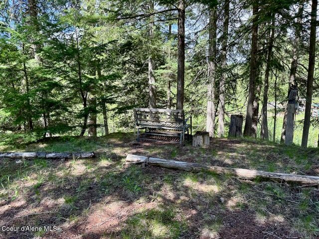 8213 Rapid Lightning RD, Sandpoint, ID 83864