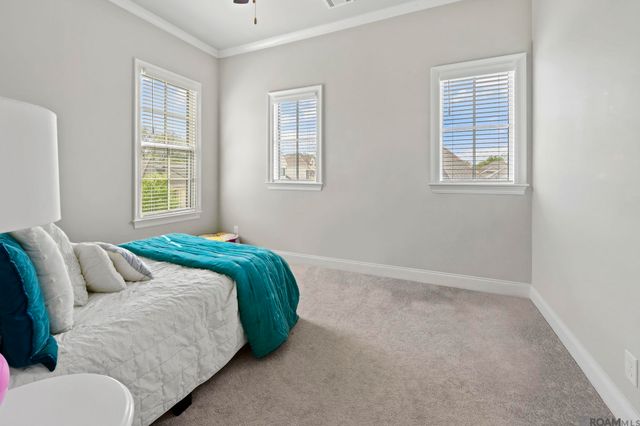 1914 Verte Dr, Baton Rouge, LA 70808