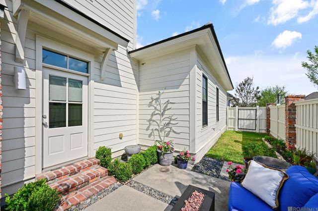1914 Verte Dr, Baton Rouge, LA 70808