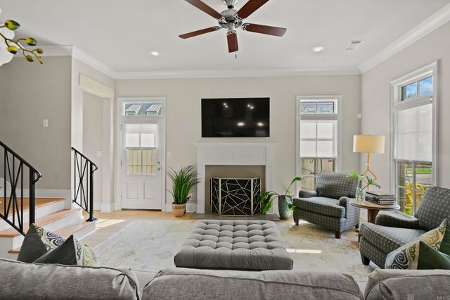 1914 Verte Dr, Baton Rouge, LA 70808