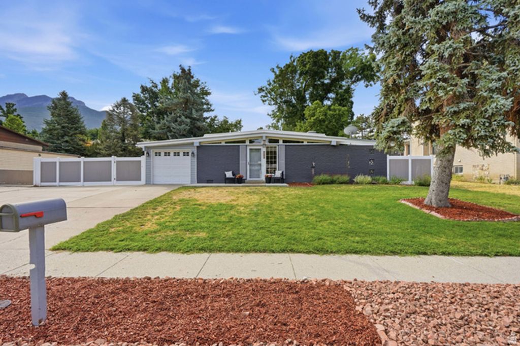 2878 E WESTERLING WAY, Cottonwood Heights, UT 84121 — photo 2