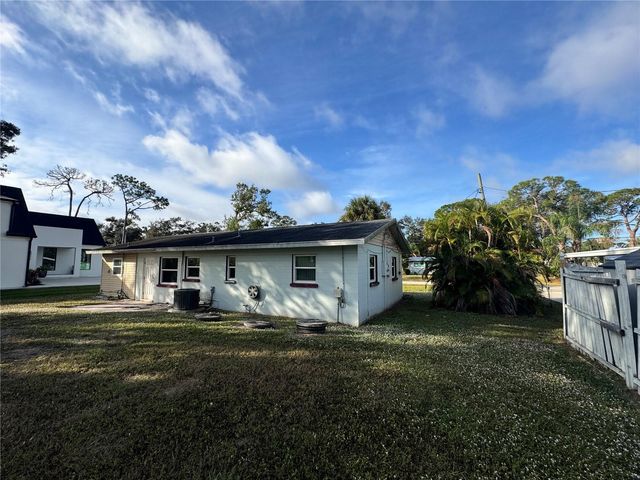 1405 INGRAM AVENUE, Sarasota, FL 34232