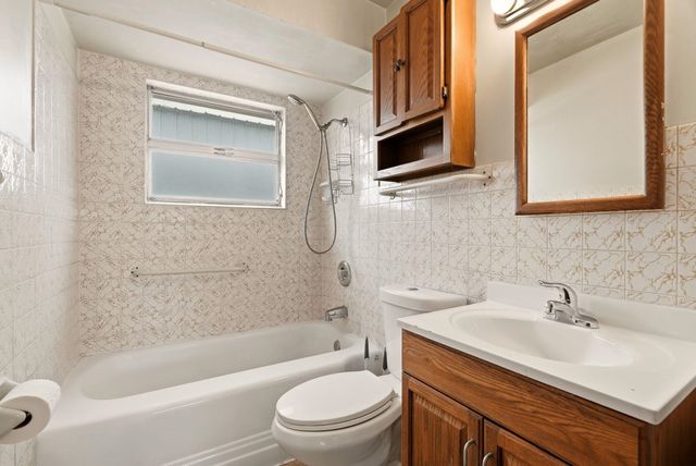6115 N Cook St, Spokane, WA 99208
