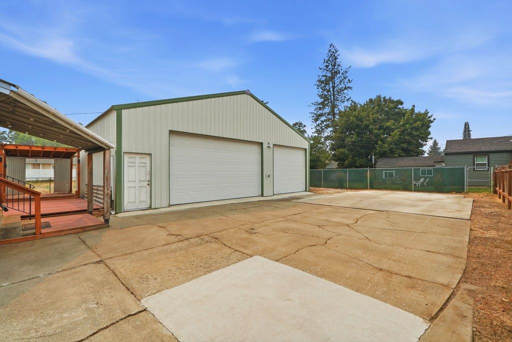 6115 N Cook St, Spokane, WA 99208 photo 2