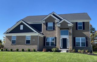 22213 Hilda Lane, South Lyon, MI 48178