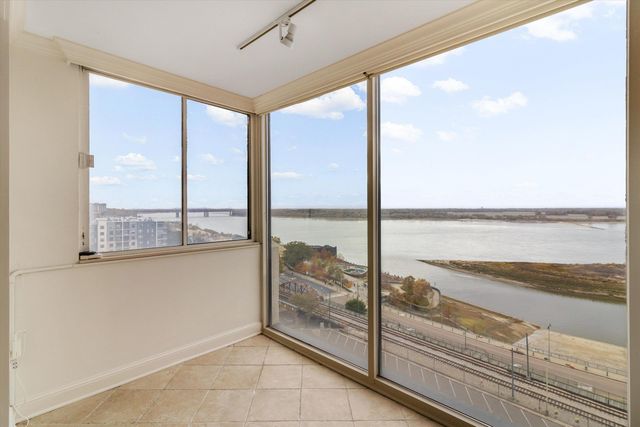 200 Wagner Pl Apt 1407 1408, Memphis, TN 38103