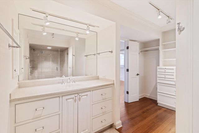 200 Wagner Pl Apt 1407 1408, Memphis, TN 38103