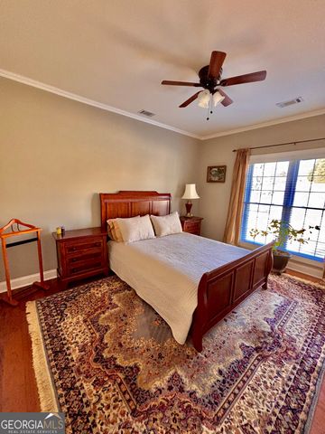 932 Cruce Lake Drive, Hoschton, GA 30548