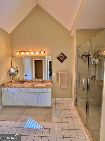 932 Cruce Lake Drive, Hoschton, GA 30548