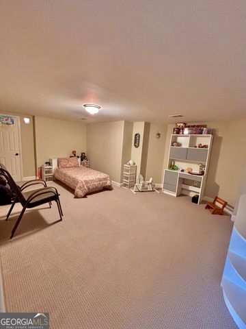 932 Cruce Lake Drive, Hoschton, GA 30548
