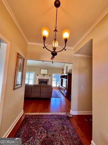 932 Cruce Lake Drive, Hoschton, GA 30548