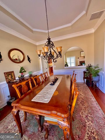 932 Cruce Lake Drive, Hoschton, GA 30548